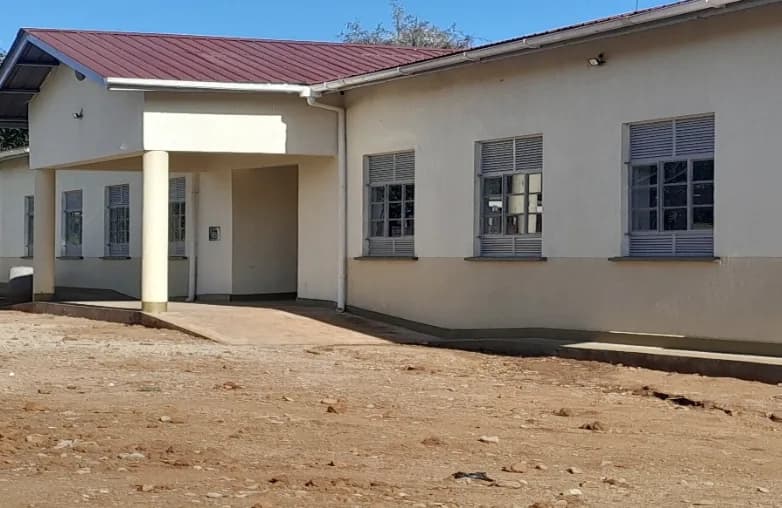Komukuny Girls Primary School — Phase 2